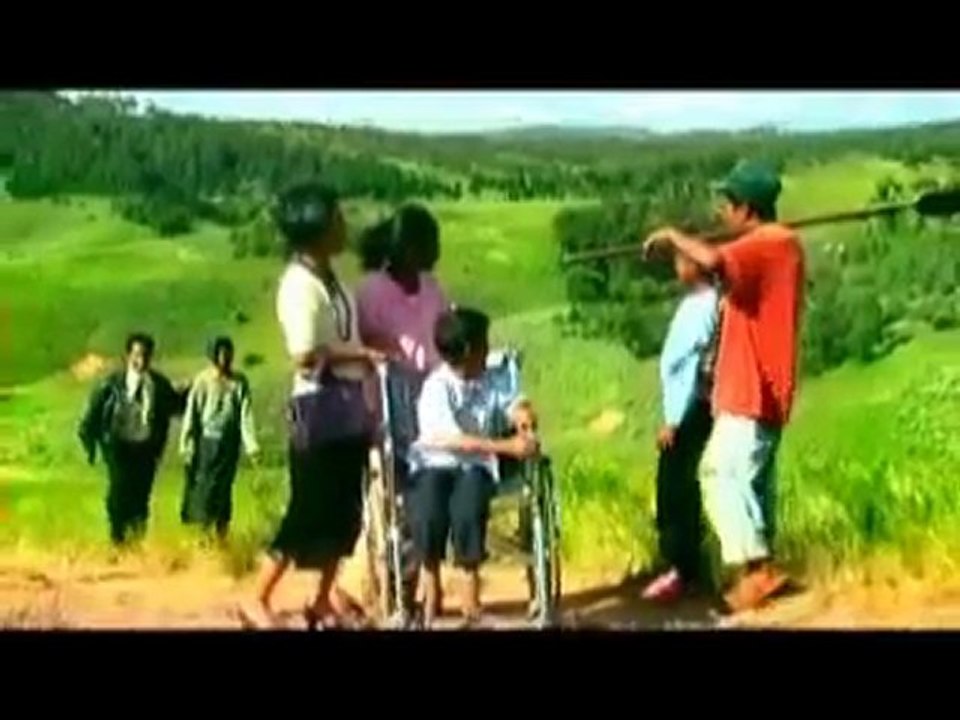 NJAKATIANA sy FRANCIA  -  Tsara ny Fitiavana - hira malagasy