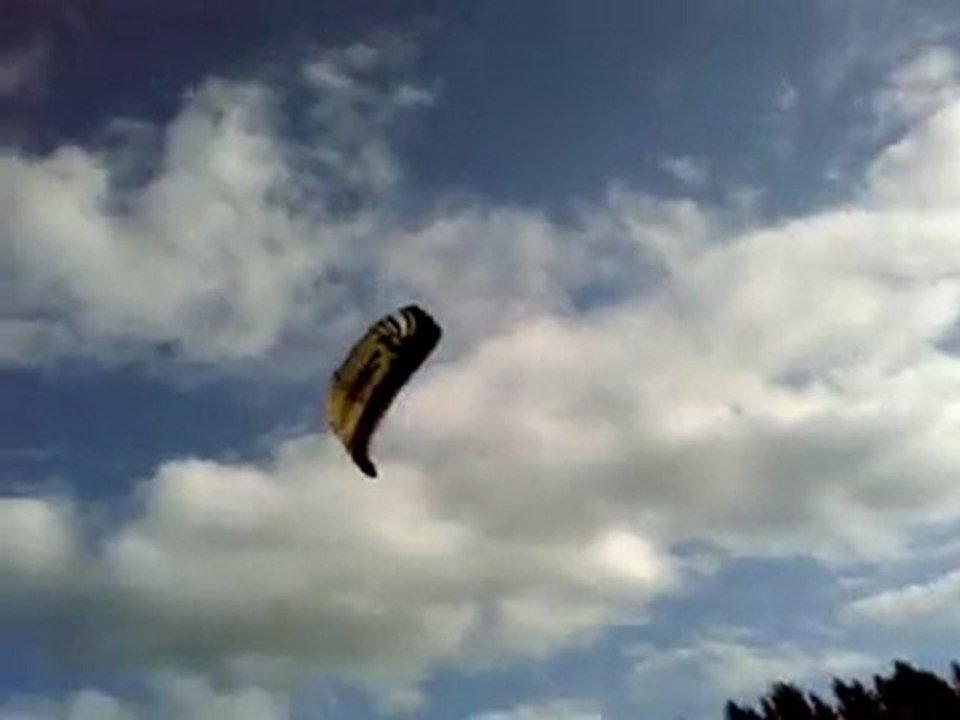 mon aile de kitesurf 01