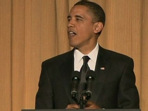 Obama jokes about birth certificate