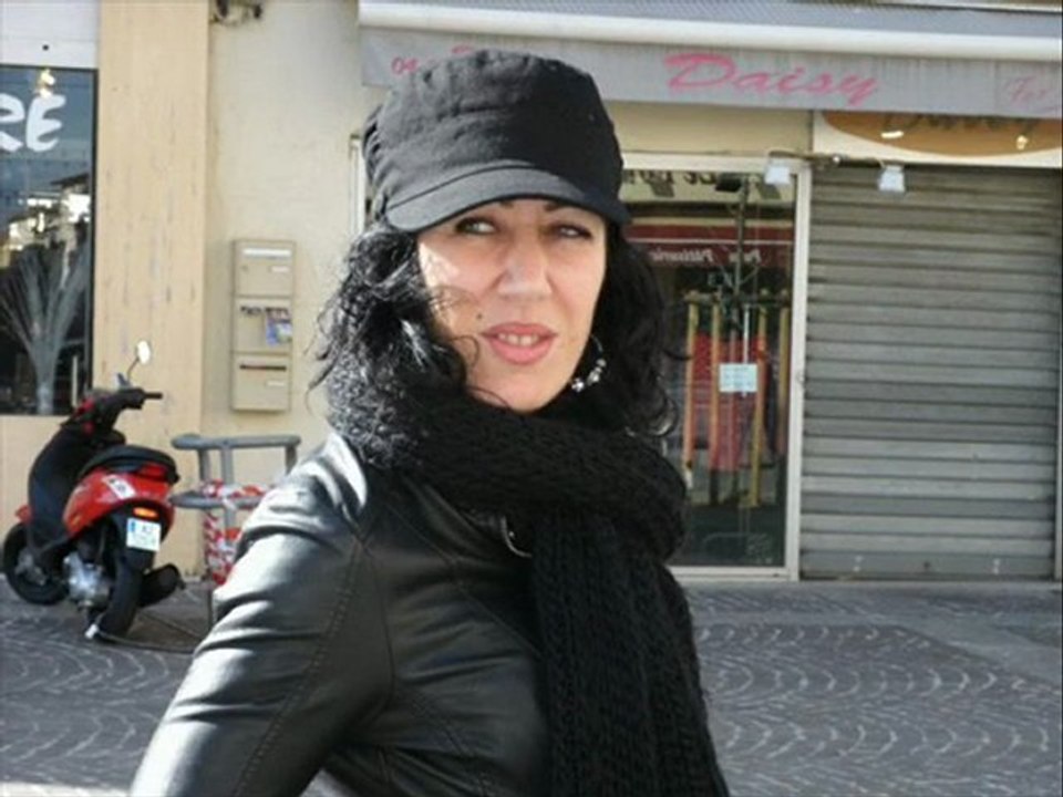 HOOOOOOOOOOO  CAROLLLLLLLLLLLLLL