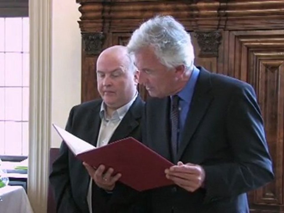 Ehrenplakettenverleihung der Stadt Frankfurt an Talla 2XLC