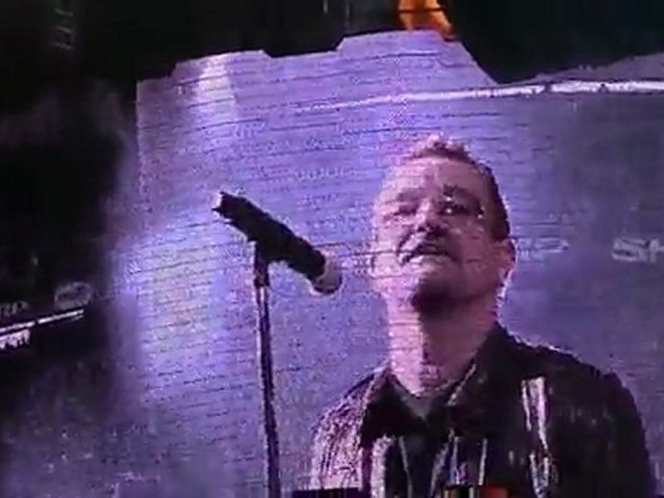 U2 - Breathe - Live in Paris Stade de France (11-07-2009)