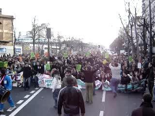 Manif anti CPE - Cortège de l'UNEF