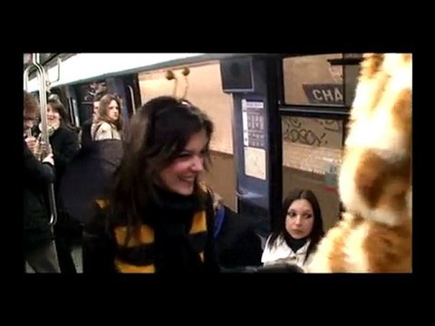 Sauvons Mardi Gras 2010 Dans le Métro de Paris