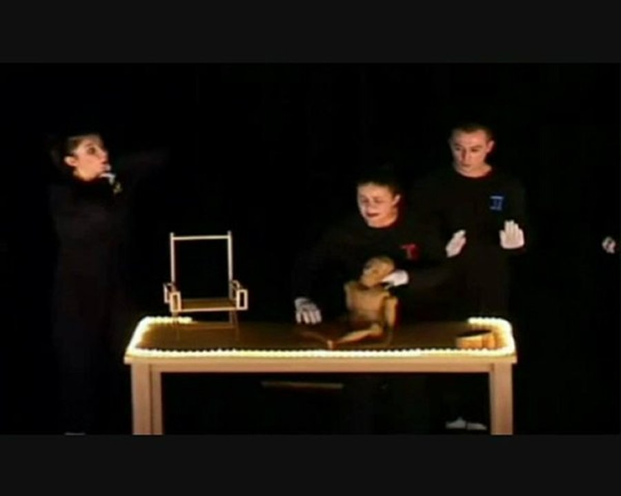 THE TRAGEDY OF RICHARD III Tiyatro Tem