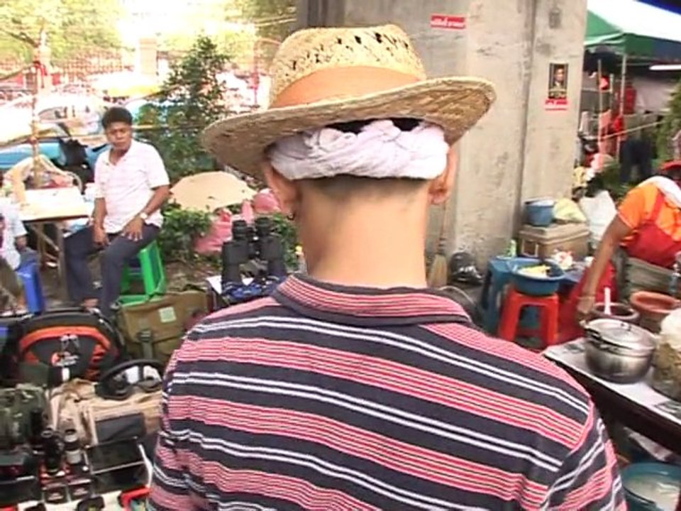 Thai 'Red Shirts' entrenched in Bangkok