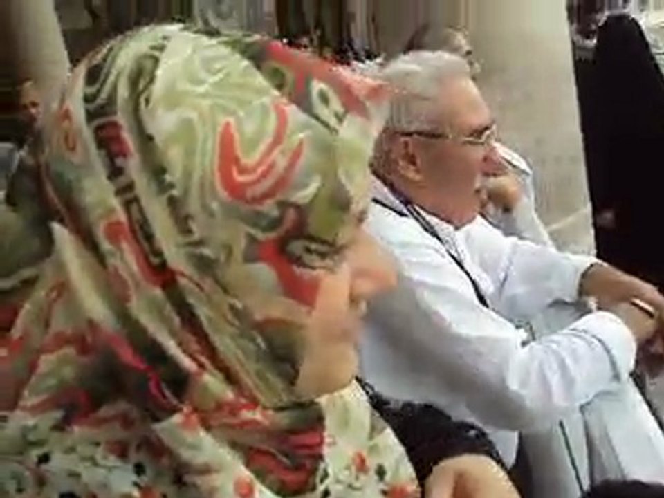 bayramın 1. günü cuma namazı öncesi