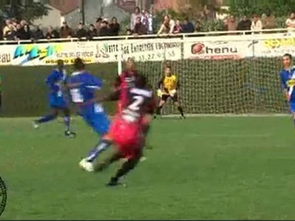 Football CFA : Luçon - Niort (1 à 1), Adieu la Nationale !