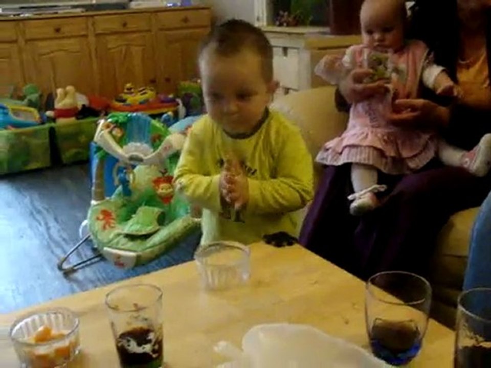 Alex boit au verre et William euh oups...