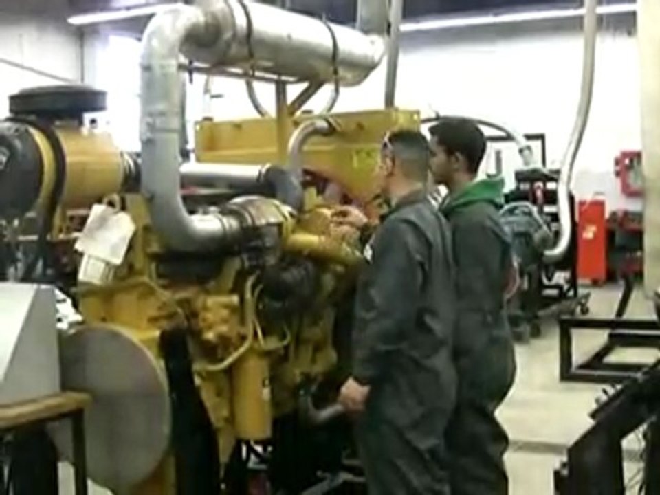 TRUCK AND COACH TECHNICIAN - FREIGHTLINER  Program