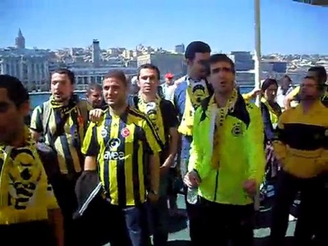 Vamos Bien 1 Mayıs sonrası vapurda...Biber Gazı Oley!..