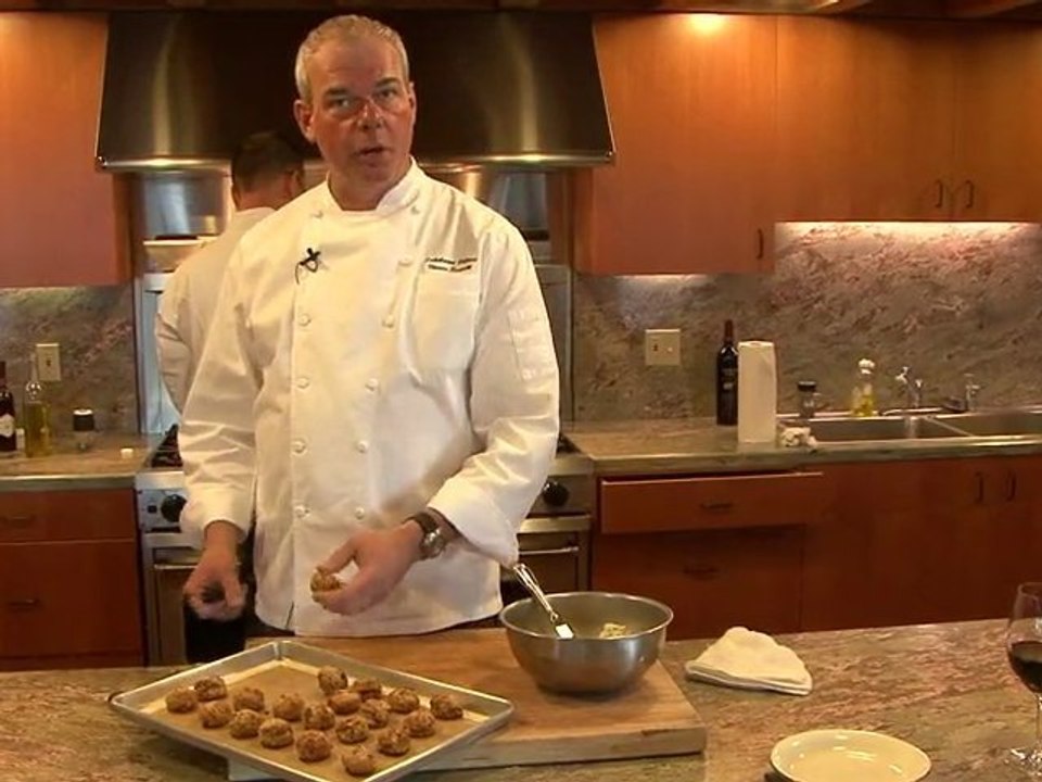 Cakebread Dancing Bear Cabernet with Blue Cheese Biscuits