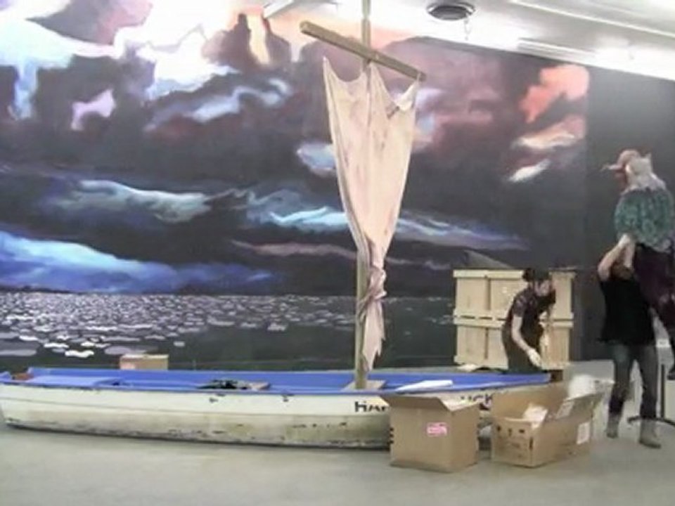 Démontage de l'exposition Marnie Weber