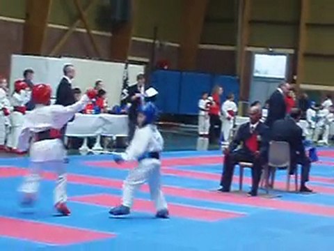 Hugo Novais au second tour du trophée dragon dargent