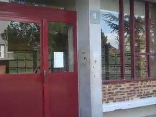 Voilà pourquoi vous devez m'aider à partir loin...