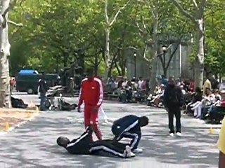 Spectacle de ricains dans la rue...