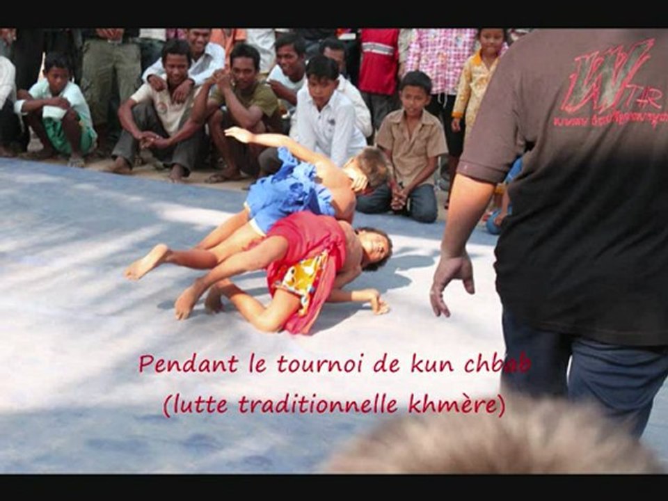 Reportage n°1-ambiance tournoi de kun chbab à Wat Vihir Sour