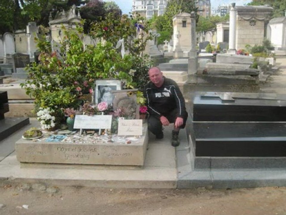 le cimetière du Montparnasse a PARIS