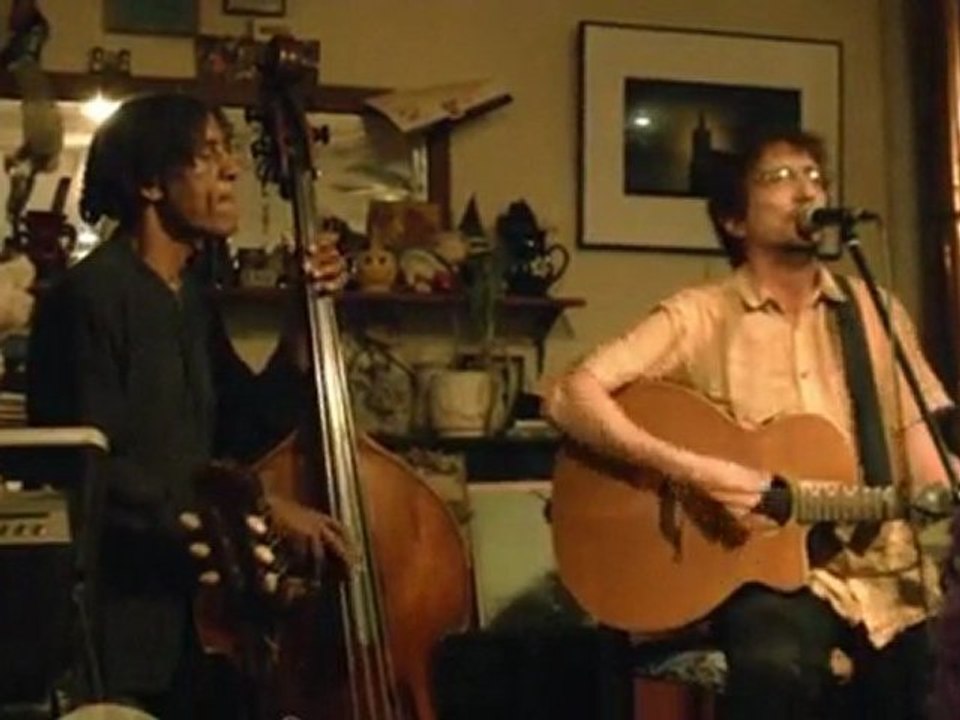 David Blanc Voilà comment au Tina's Café à Meschers (17)