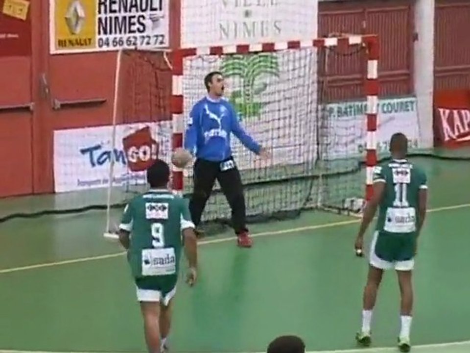 Nîmes bat Ivry (Handball D1)