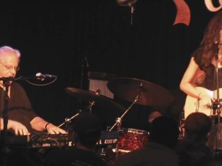 'Laura Cheadle Sings the Blues to a Packed Crowd!'