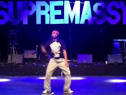 Hip-Hop SupréMassy 2010 - Meech' Freestyle ( danse )