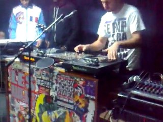 DJ KEMAR (S'ENTRAINE PASS PASS)