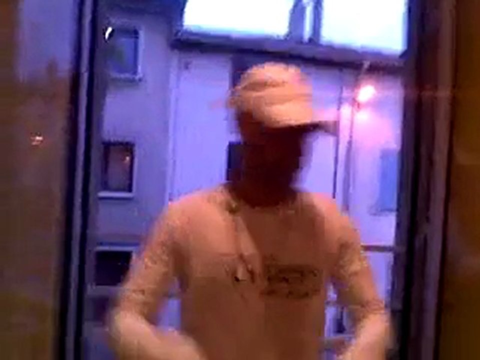 freestyle a l'arrache tkt on gere  ( détonateur & mijino )