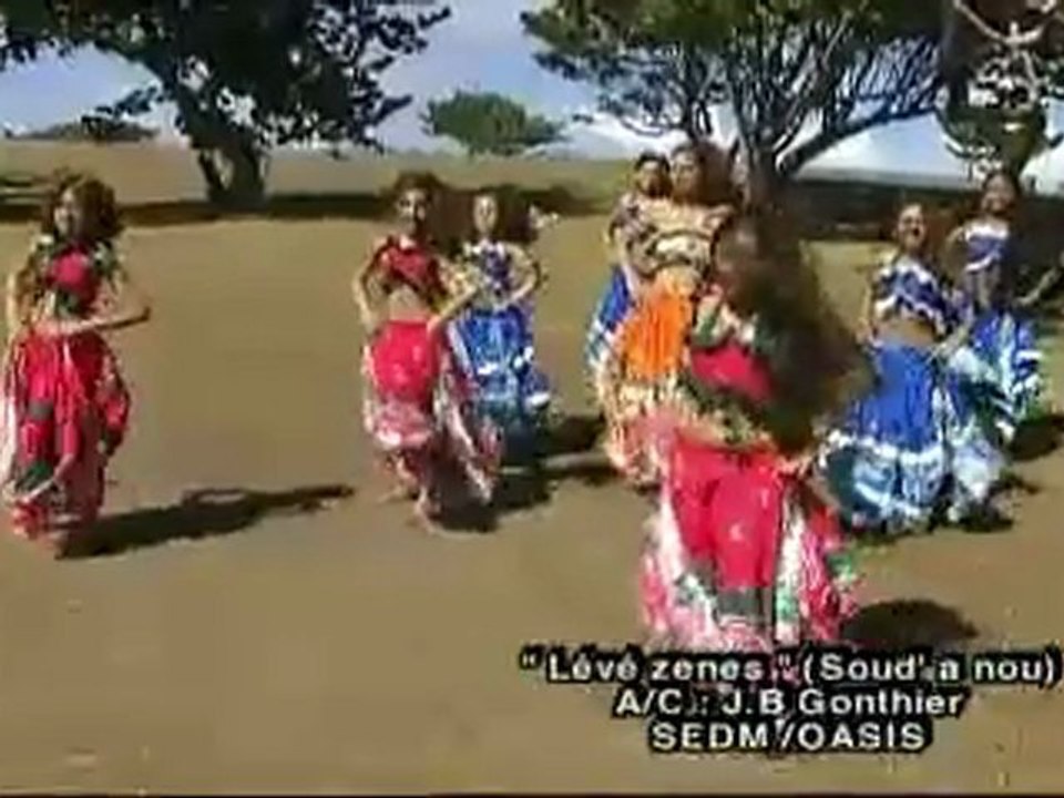 Soud a Nou - Lévé zenes