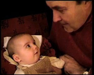 PREMIERS MOIS: EVEIL DES SENS