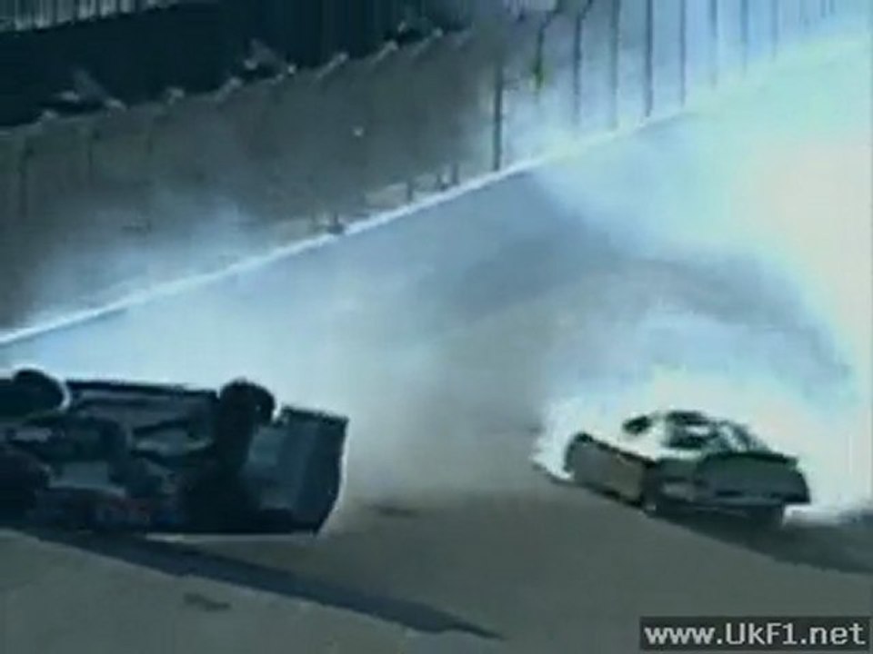 Nascar crash 2004  Rockingham
