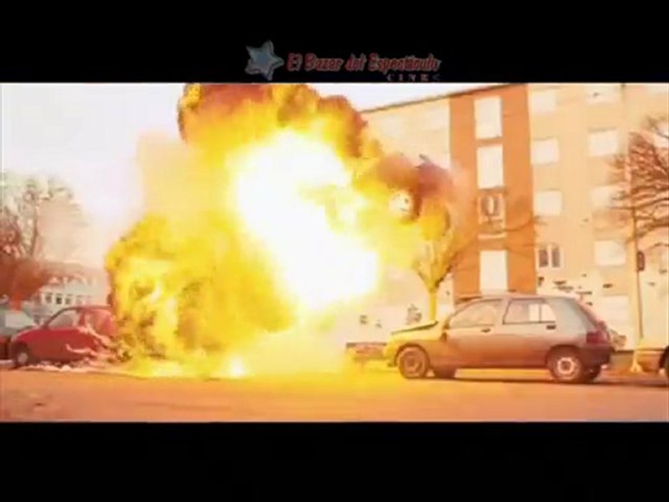 Sangre y amor en Paris: Trailer: From Paris with Love