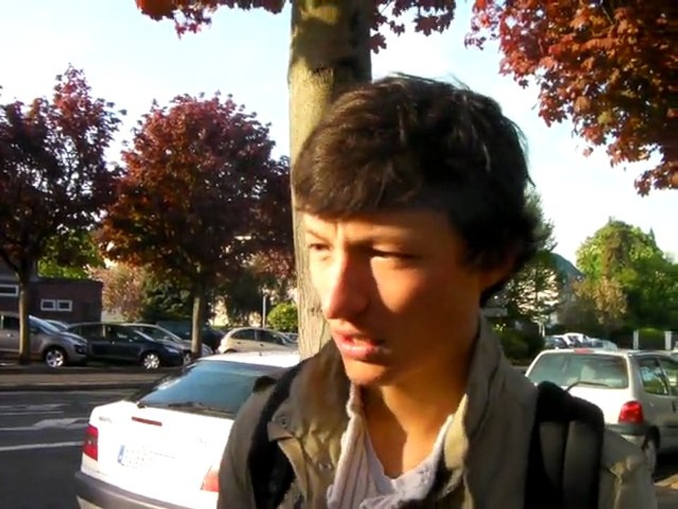 Beauvais: Des cendriers aux portes du lycée Jeanne-Hachette