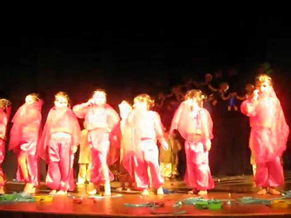 23 nisan programı-hint dansı