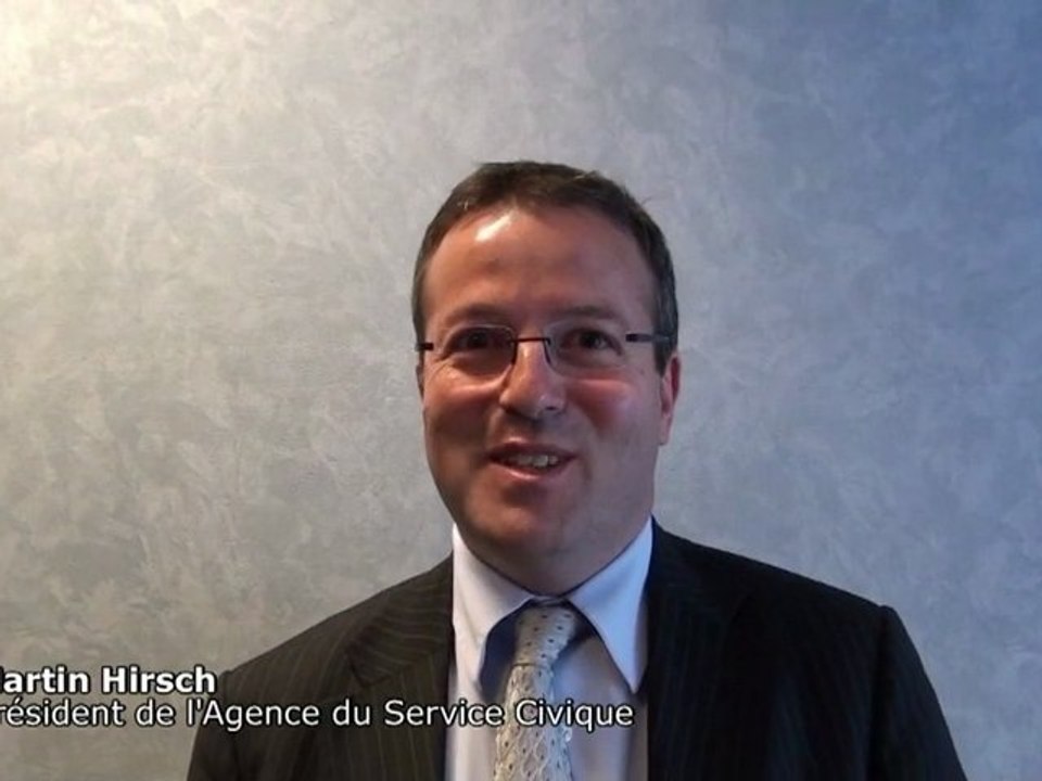 Service civique : itw de Martin Hirsch