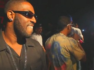 The @Eragance LIVE! "I Feel Like" & "Like A Dog" Performance