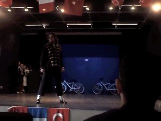 Matis Jackson Live Medley " Scream " and " Jam "