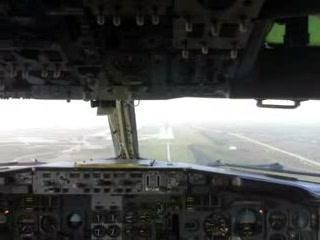 737 ldg in ATH