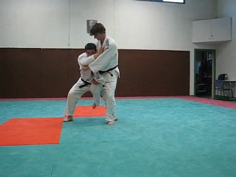 Cours du lundi 3 mai 2010 - Part 4 (UCHI-MATA)