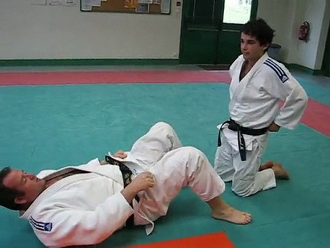 Cours du mercredi 5 mai 2010 - Part 1 (JUJI-GATAME)