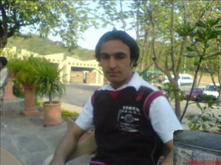 BU KADAR MI - PIC OF AZHAR RASHID AND FRIENDS