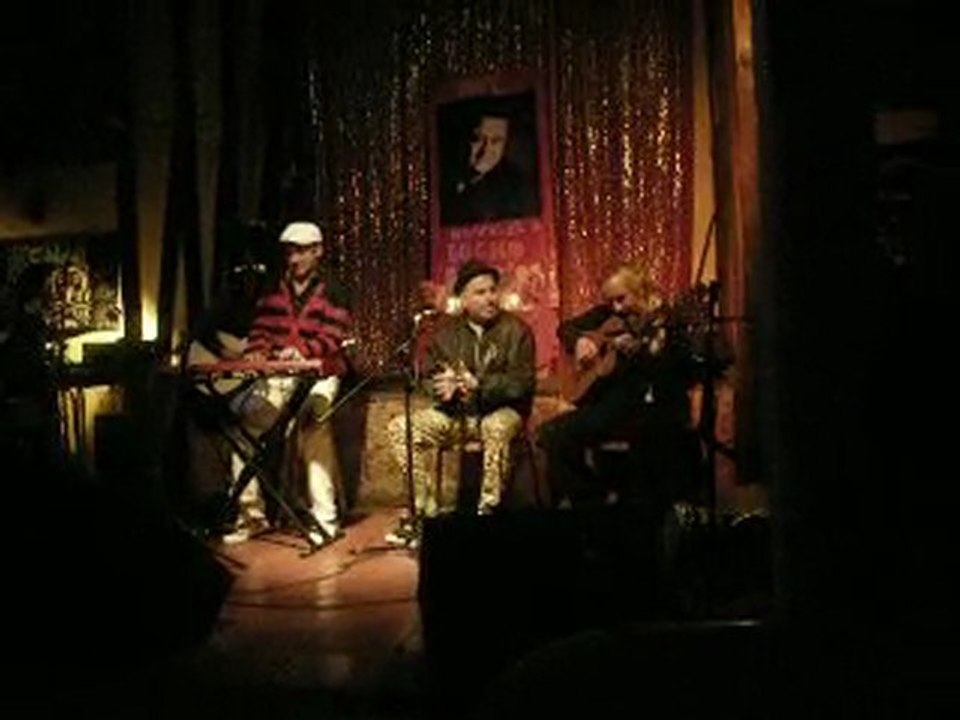 Chico Trujillo en la peña del Nano Parra