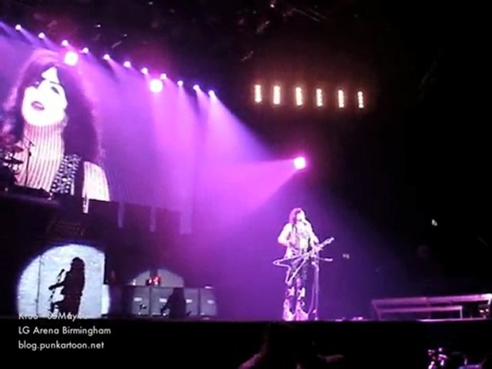 KISS Sonic Boom Over Europe - 050510 -  Whole Lotta Love
