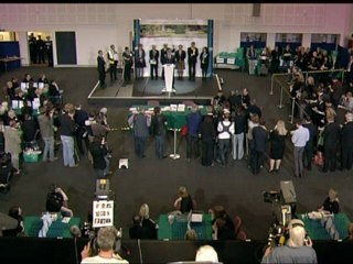 Gordon Brown retains seat