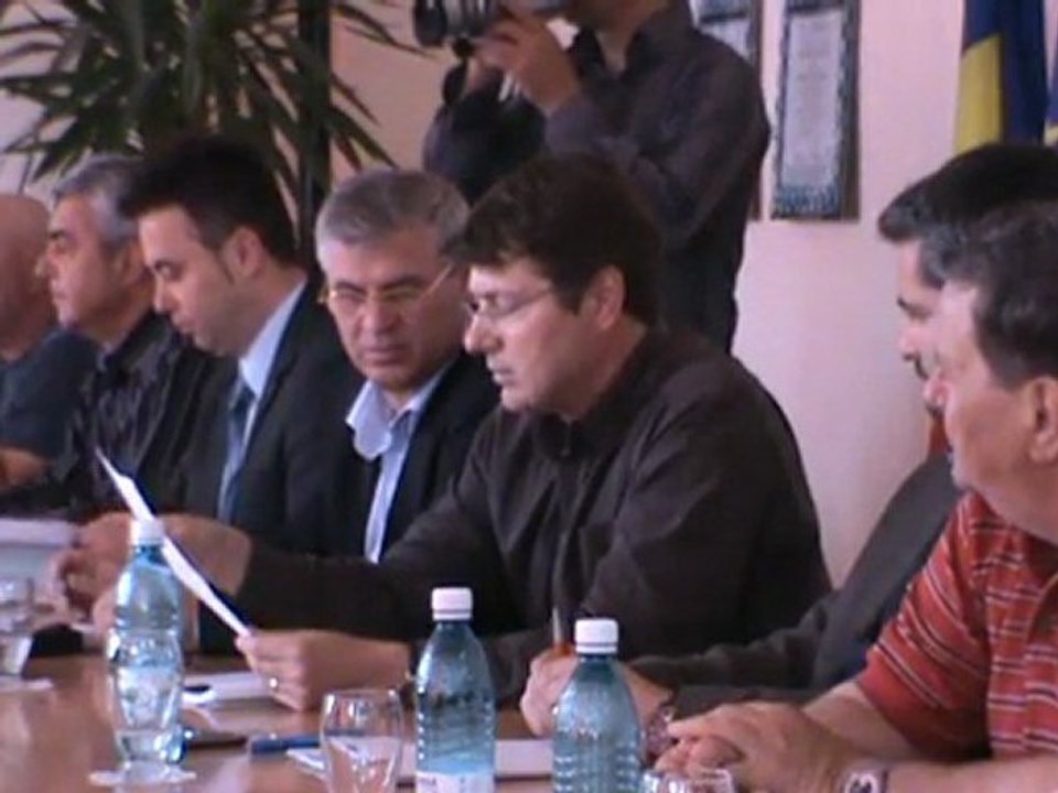 CONSILIERII DESPRE DATORIILE PRIMARIEI LA ROMINTERM