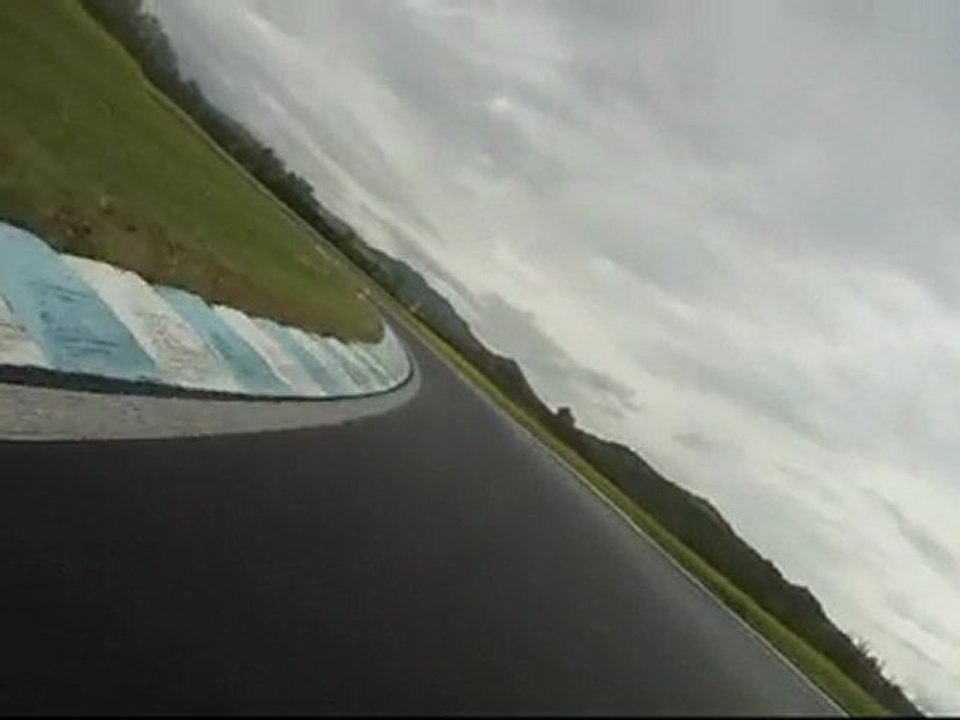 #03 Arno Issoire 2 mai 2010 Volkanik sous la pluie