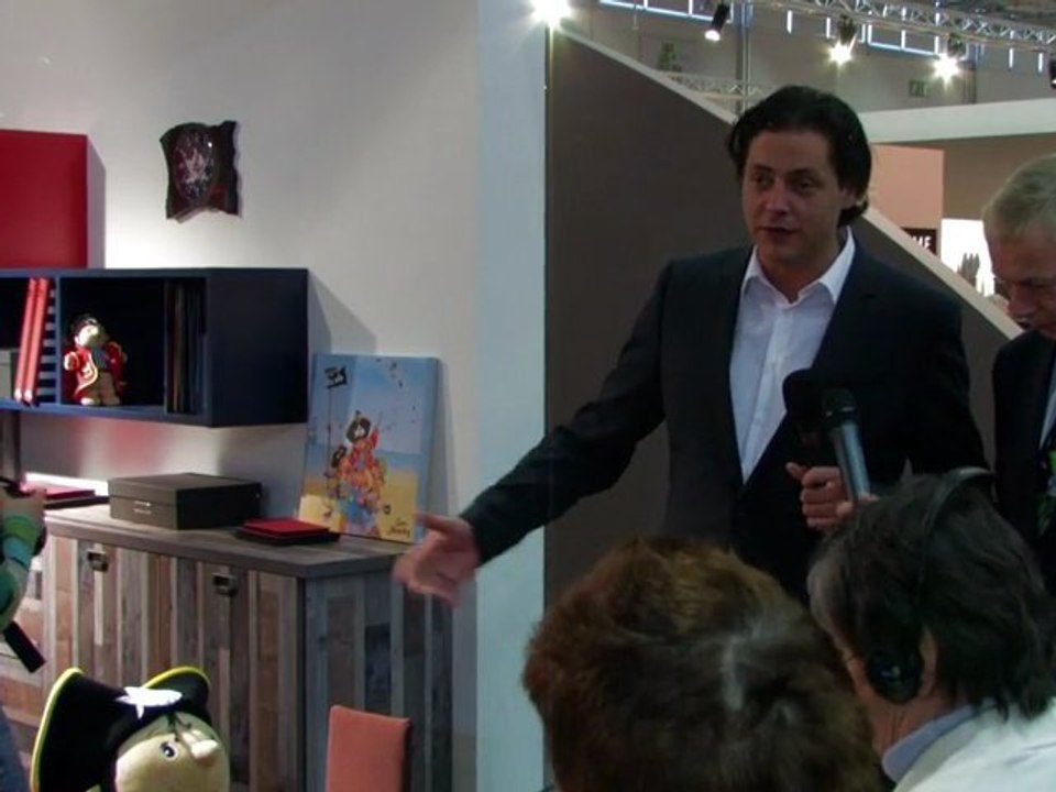 Imm cologne 2010 - teil1-presserundgang