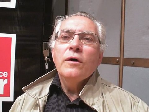 Albert Algoud : Stéphane Bern en 1 mot ? Le roi des fous