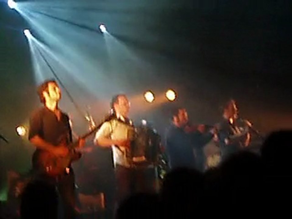 Concert Debout sur le Zinc au Splendid, "Poil aux yeux"