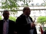 Intervention de Daniel Dutheil FO devant le siège de l'AP-HP